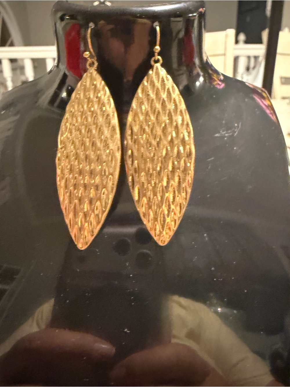 Gold Textured Leaf Drop Earrings - Women Jewelry Vintage from 1960’s 1970’s
